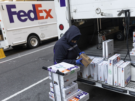  FedEx gives business update amid holiday shipping rush, NFL begins Saturday play: The Week Ahead 