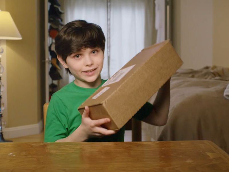 Warning: Do NOT watch this 'unboxing' video with your kids - Vimarsana News